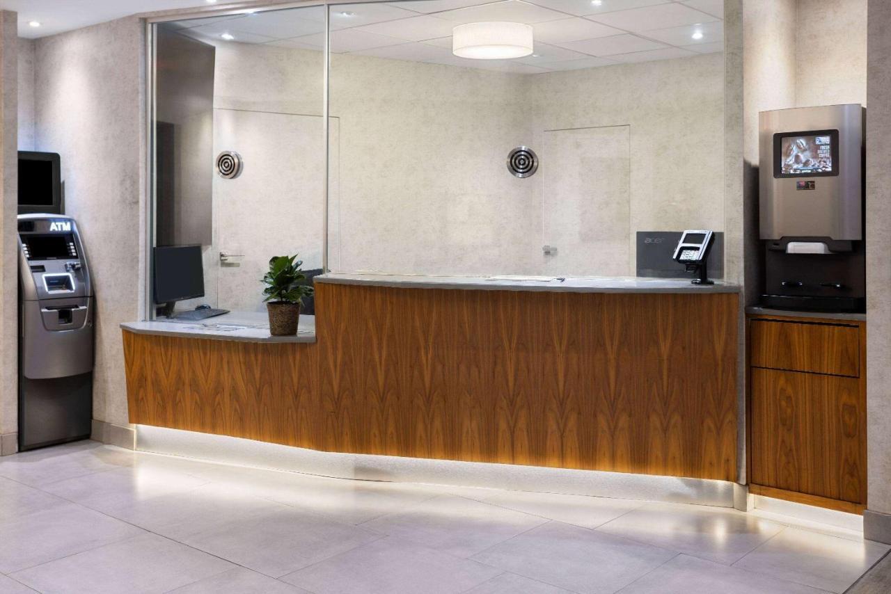 Ramada By Wyndham Bronx Hotel New York Ngoại thất bức ảnh