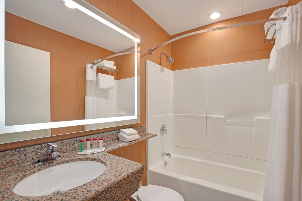 Ramada By Wyndham Bronx Hotel New York Phòng bức ảnh